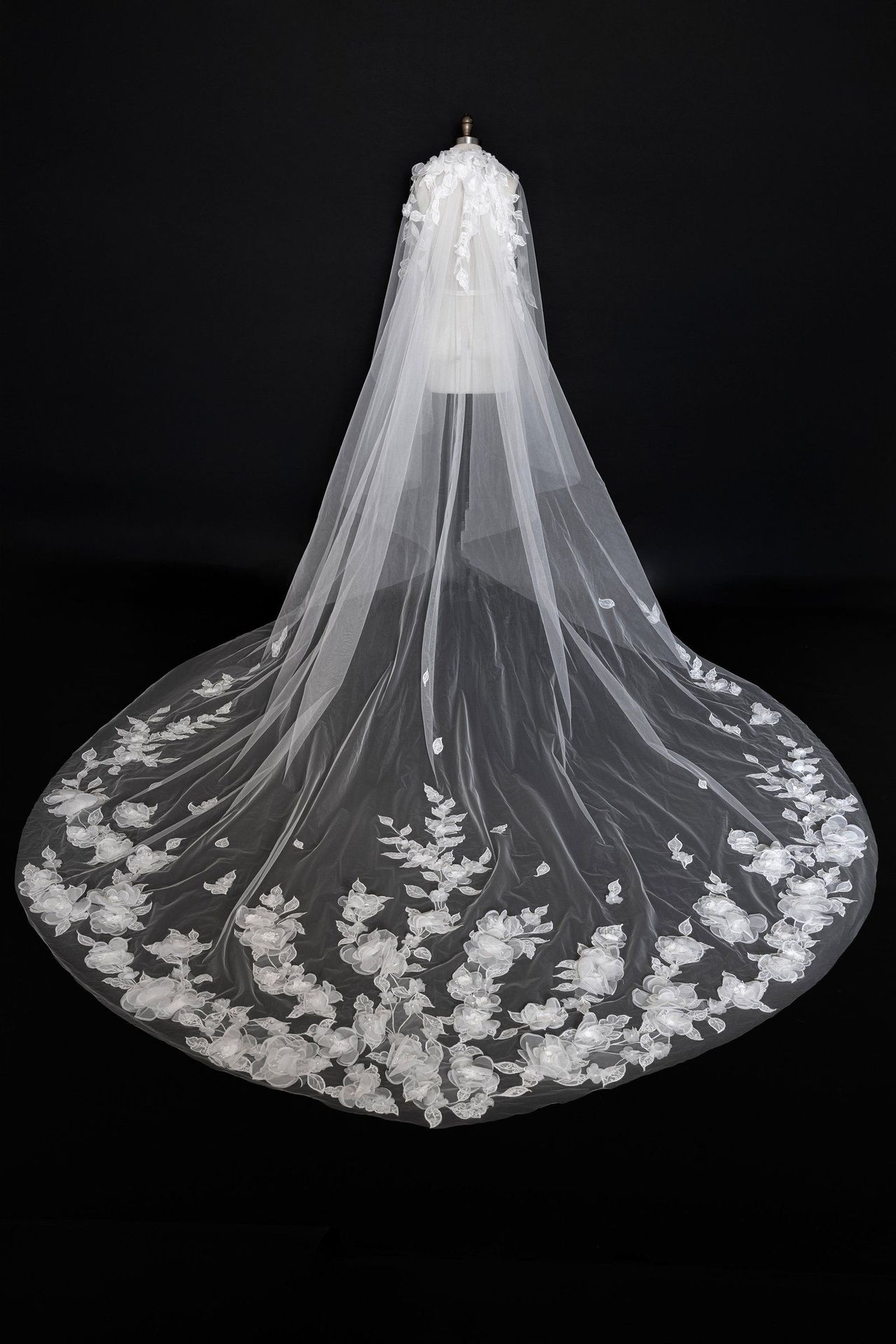 Colette Long Veil - image 1
