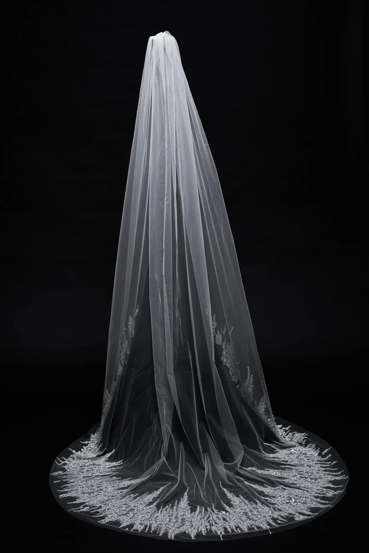 Sienna Veil - image 1
