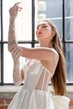 Ines - thumbnail 3