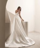Lena - thumbnail 2
